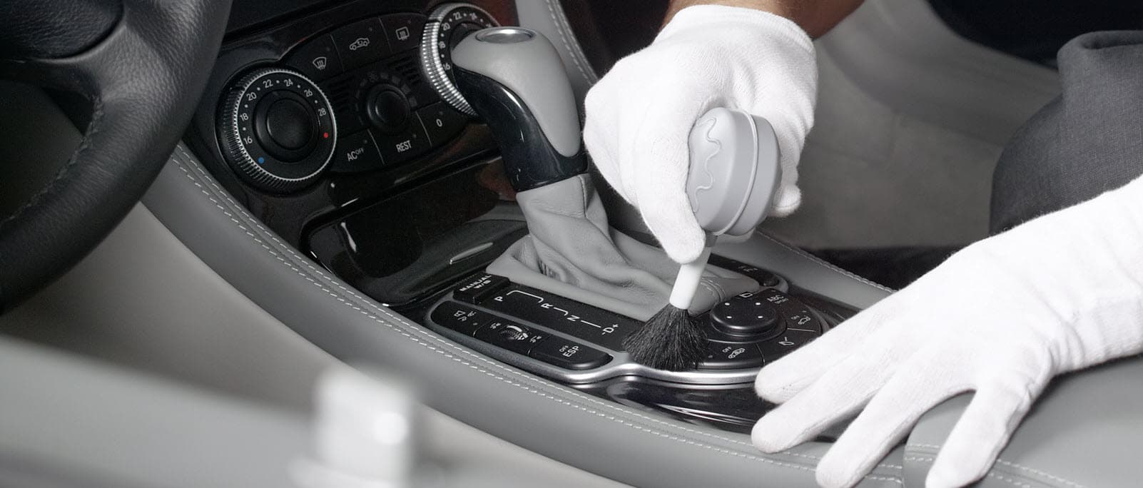 Curățare Auto Profesională în București